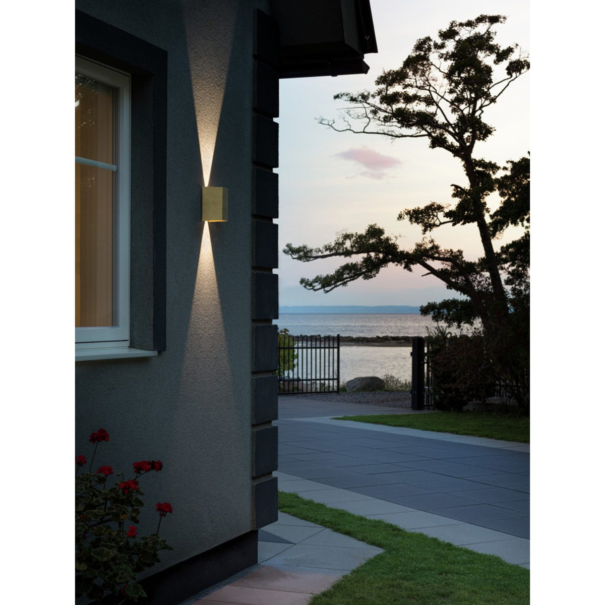 Cremona HP-LED 2x3W 17 cm Vägglampa Ute Mässing