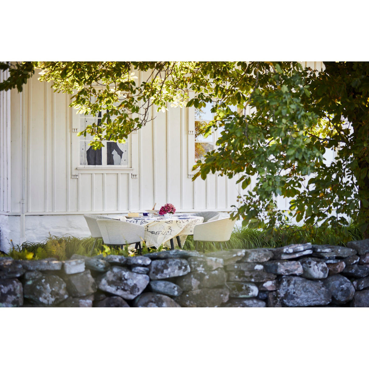 Oxhult Utebord Ø145 cm Svart