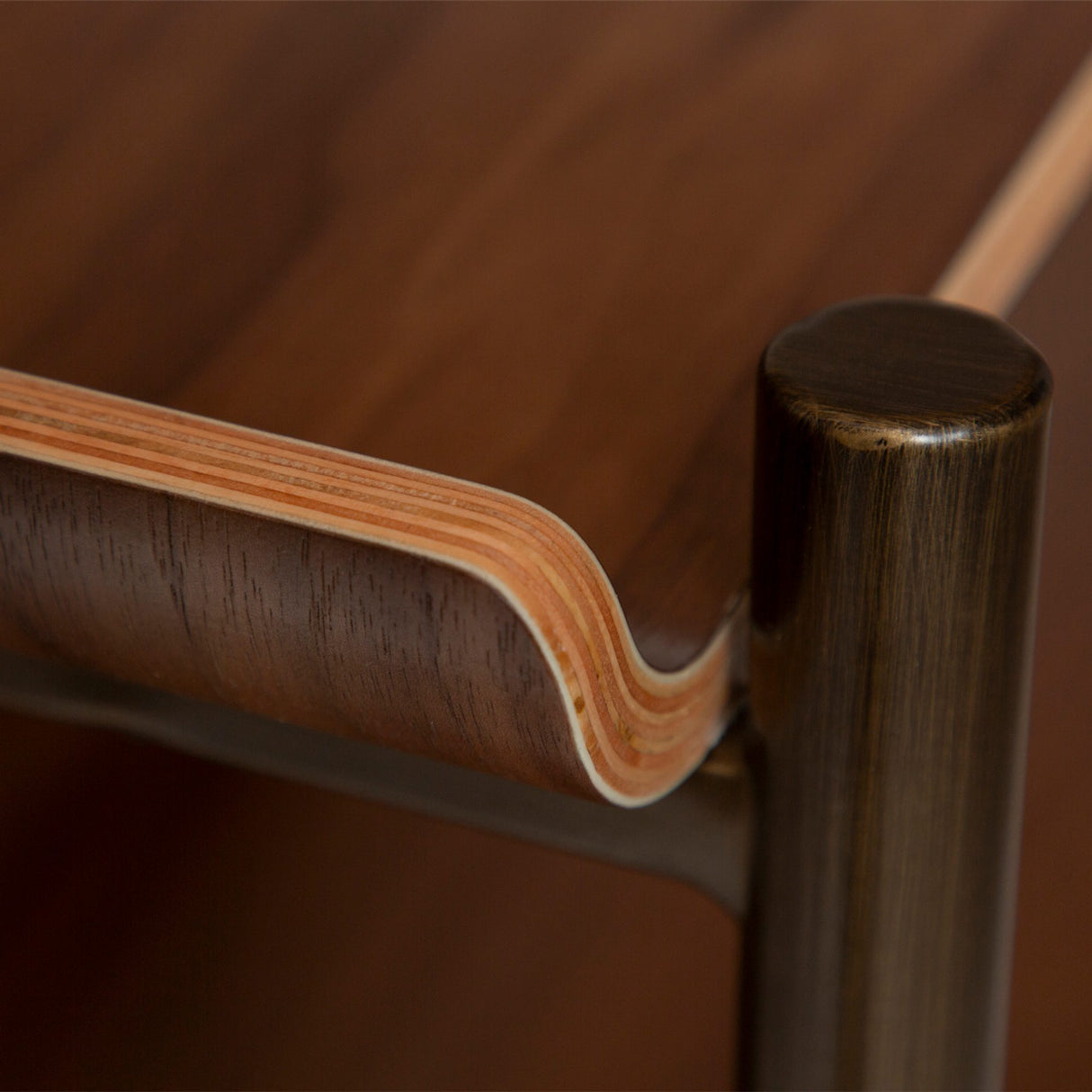 Friyay set om 6 Hylla Walnut