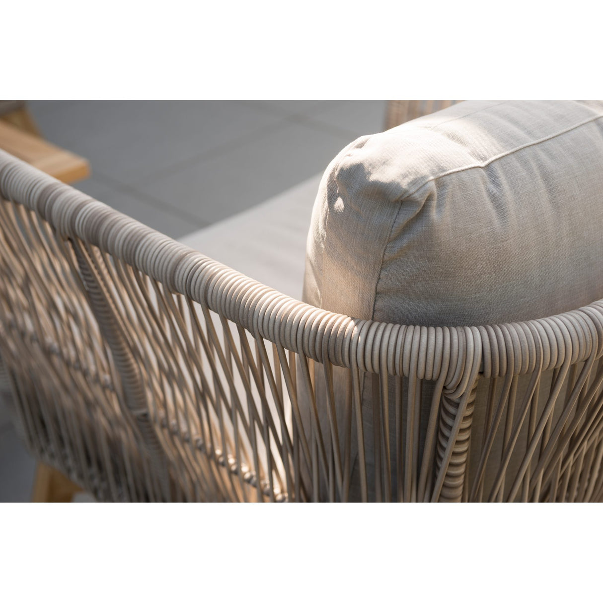 Himmelsnäs Utefåtölj Beige