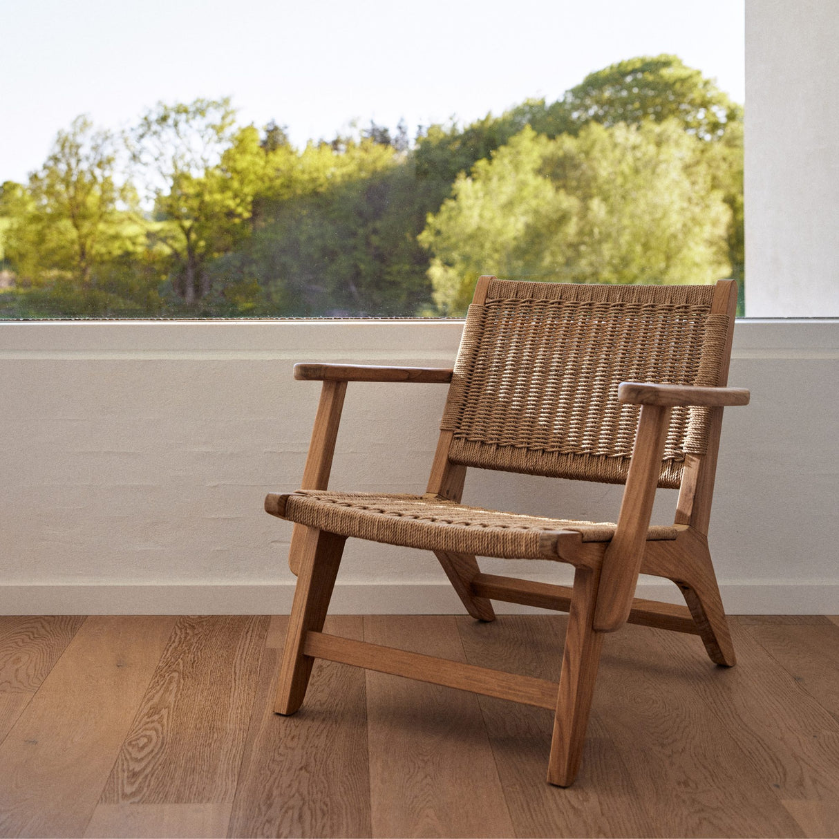 Eya Loungestol Teak med Paperloom fläta