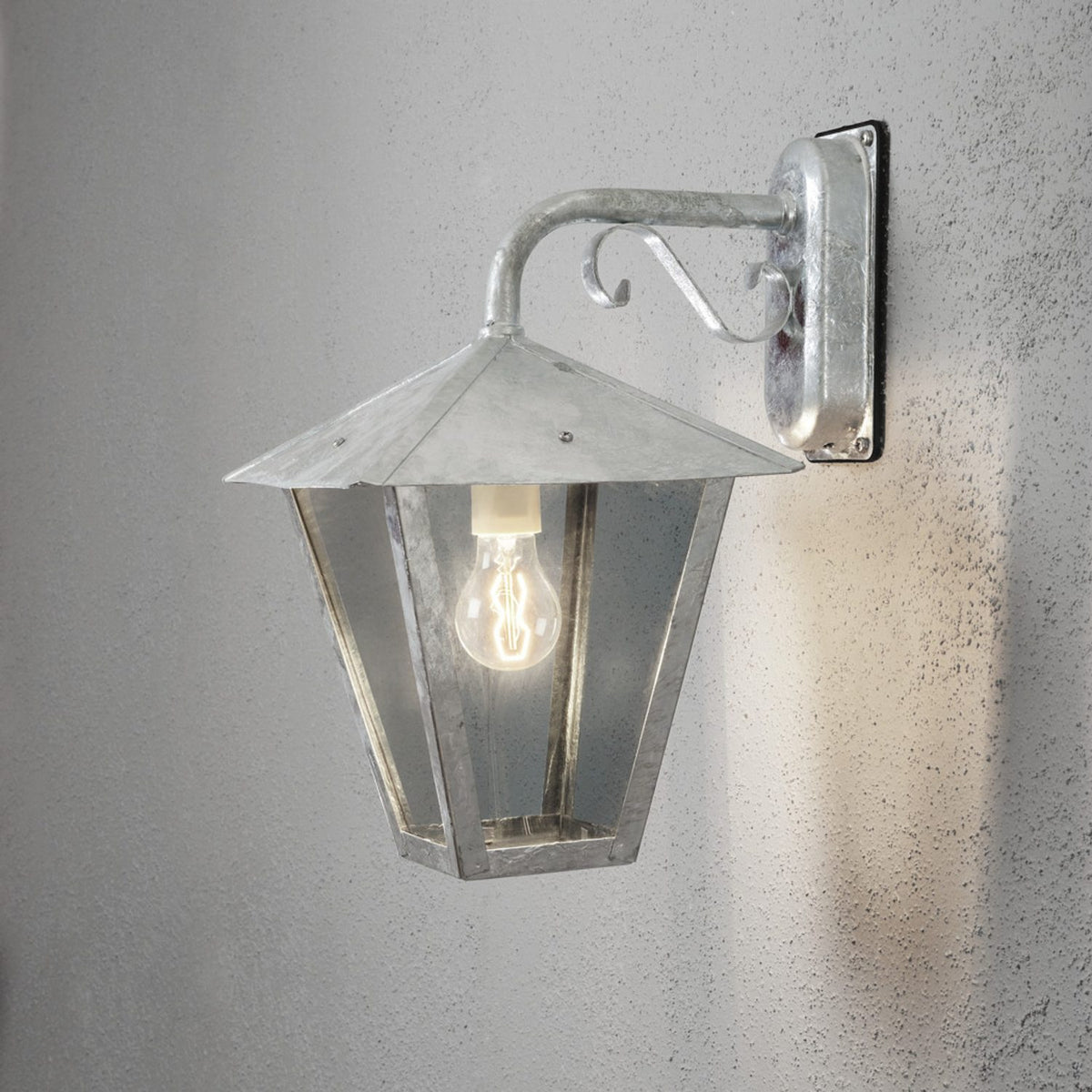 Benu E27 32 cm Vägglampa Ute Ned, Galvaniserad