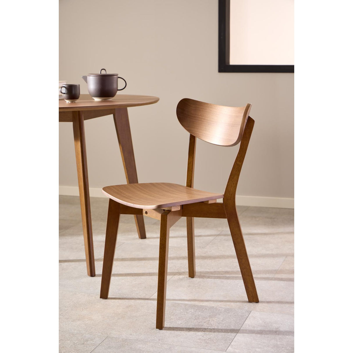 Alba Matstol Valnöt