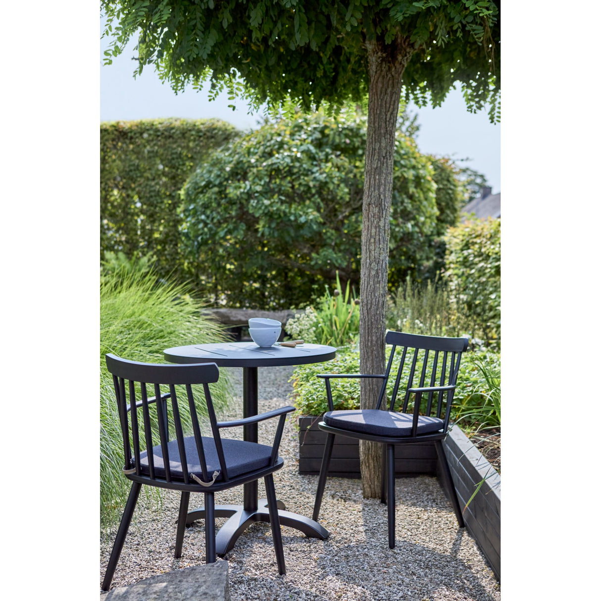 Avila Rund Bordsskiva Svart