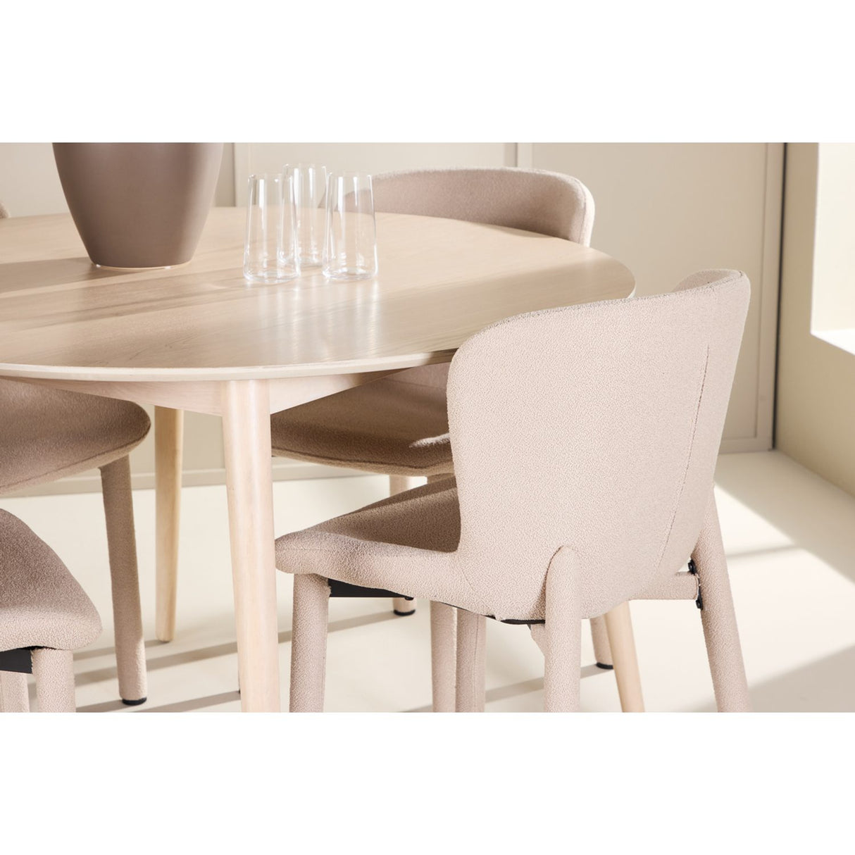 Flora, Astoria Runt matgrupp Beige, Vitlasyr, ⌀120