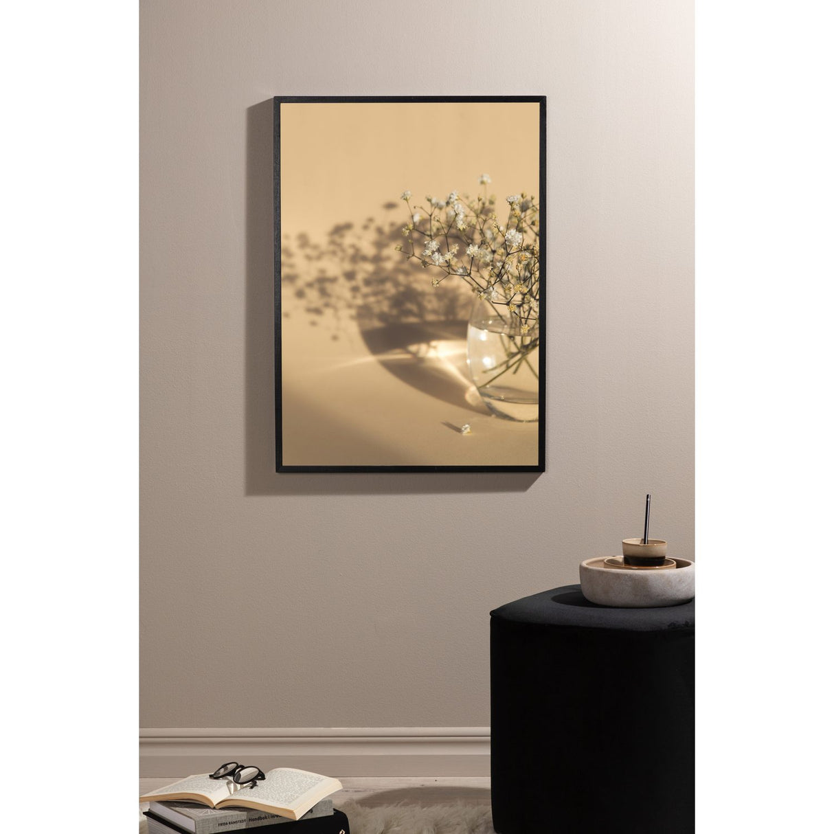 Vita blommor Poster Beige, 50 x 70 cm