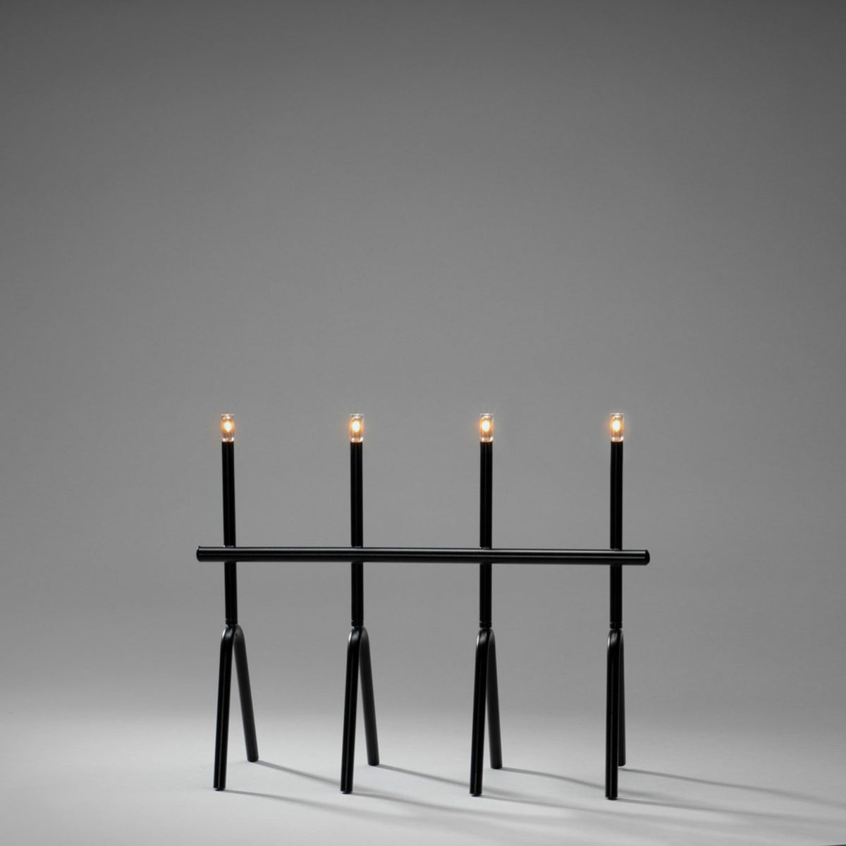 4 Ljus LED Svart Metall med Dimmer Elljusstake Liten