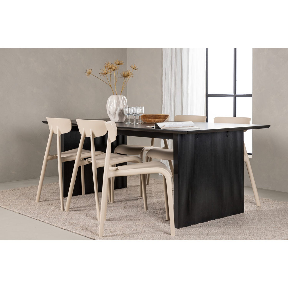 Vail, Ursholmen Rektangulär matgrupp Beige, Svart, 200 x 100