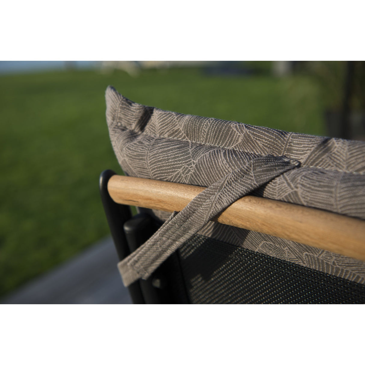 Nydala Positionsfåtölj Svart/Teak