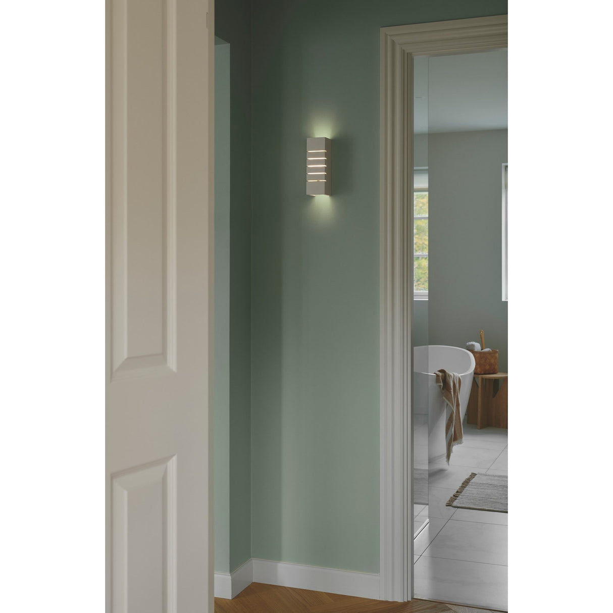 Lancio Square Vit Vägglampa