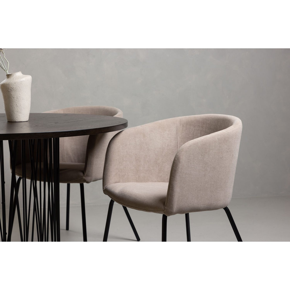 Stone, Berit Rund matgrupp Beige, Svart, Svart, Mocka, ⌀120