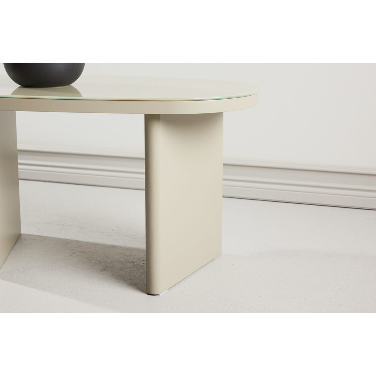Grönvik Sidobord Beige, 70 x 45