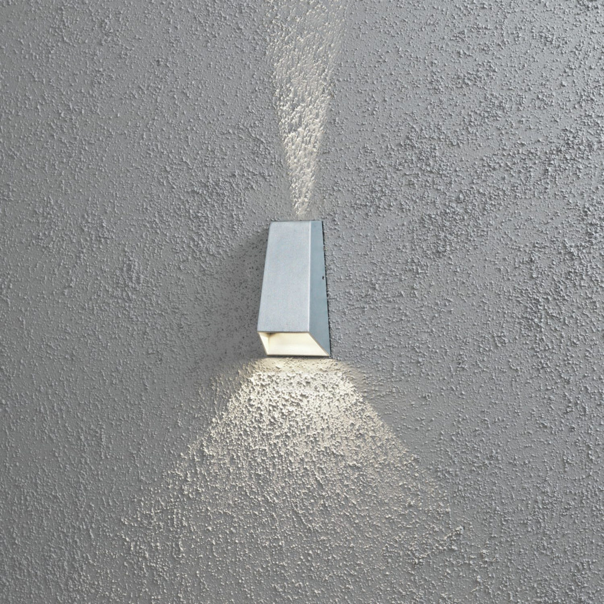 Imola HP-LED 2x3W Vägglampa Ute Grå