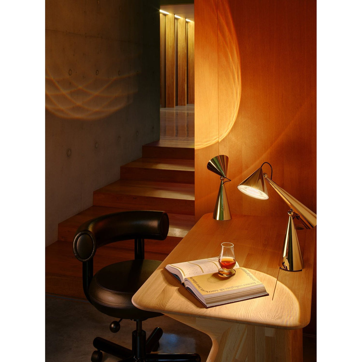 Pose Bordslampa Gold