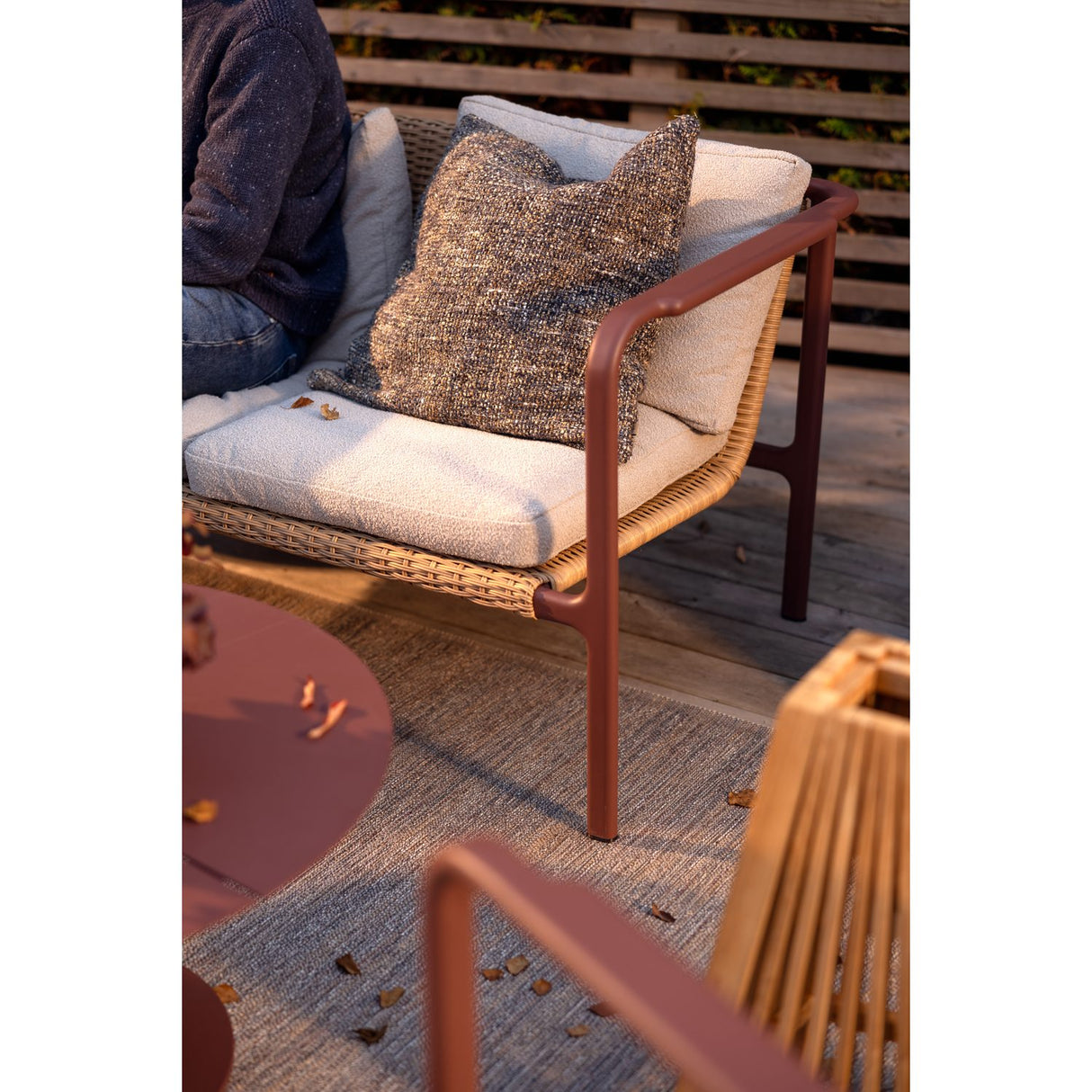 Motty 2-sits Soffa 140x76 cm Zin Red/Teddy Beige