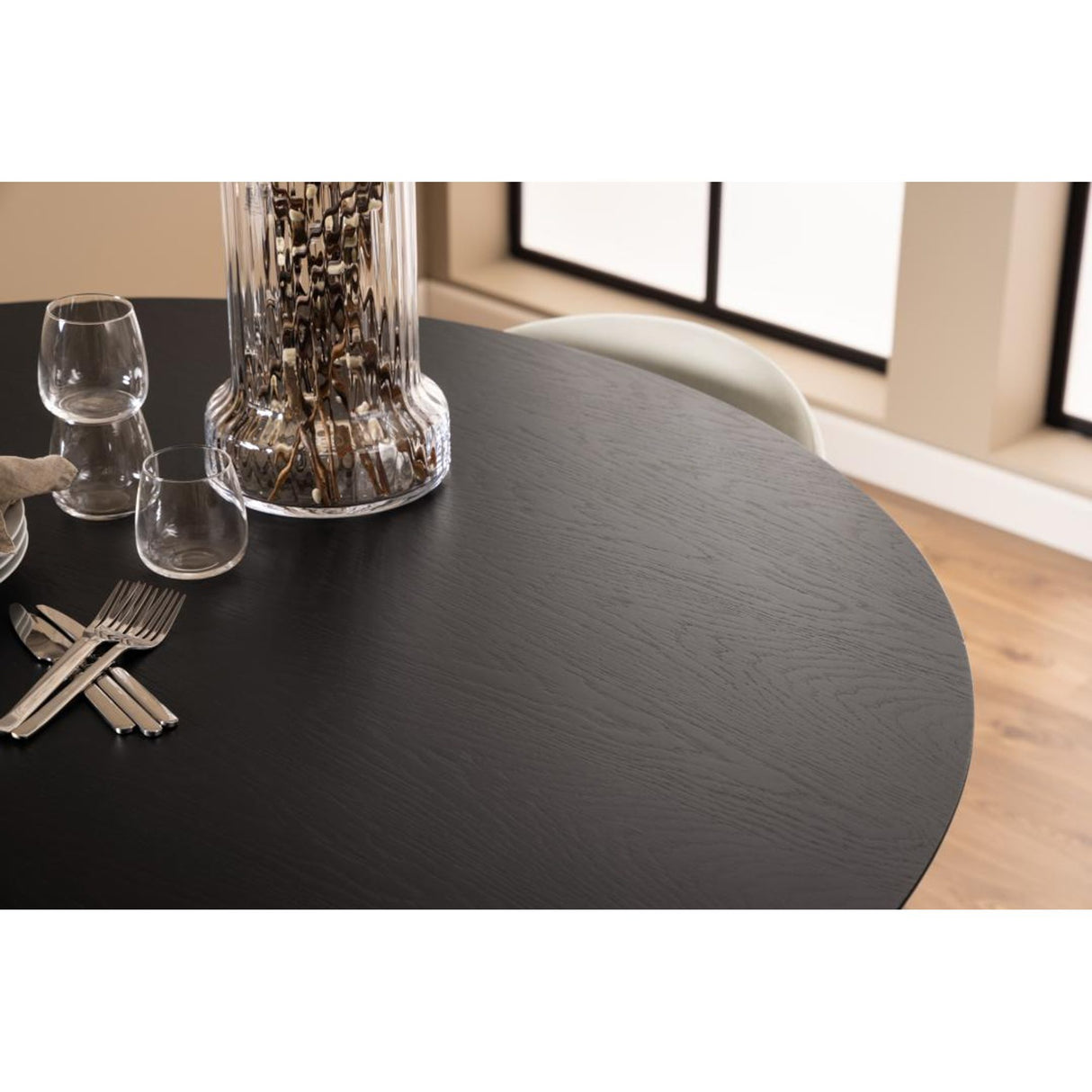 Alba Matbord Rund 140 cm Svart