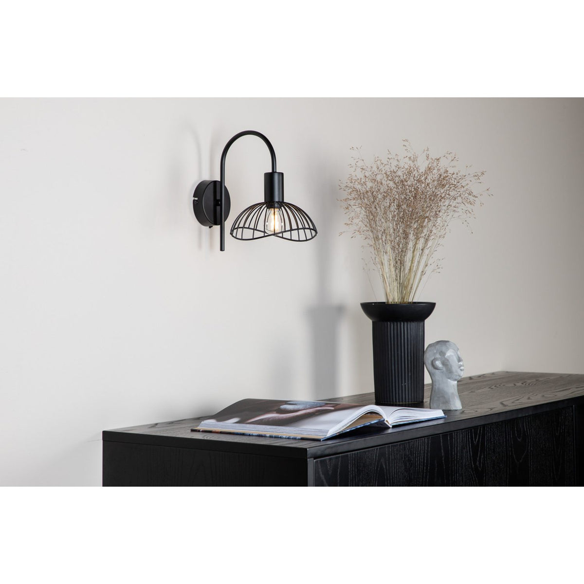 Elsa Vägglampa Svart, U-fäste