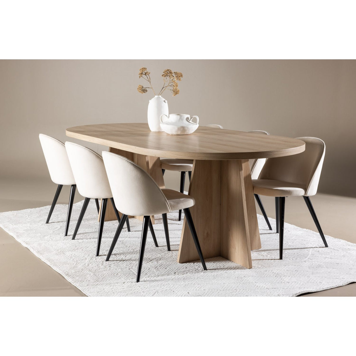 Bootcut, Velvet Ovalt matgrupp Beige,Svart, Natur, 230 x 115