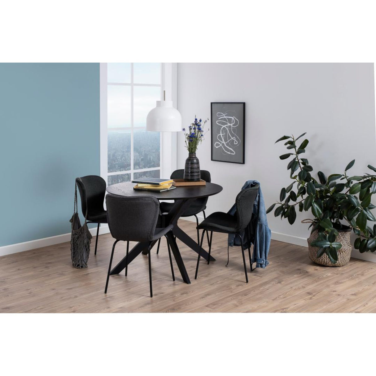 Quartier Matbord 105x105 cm Svart