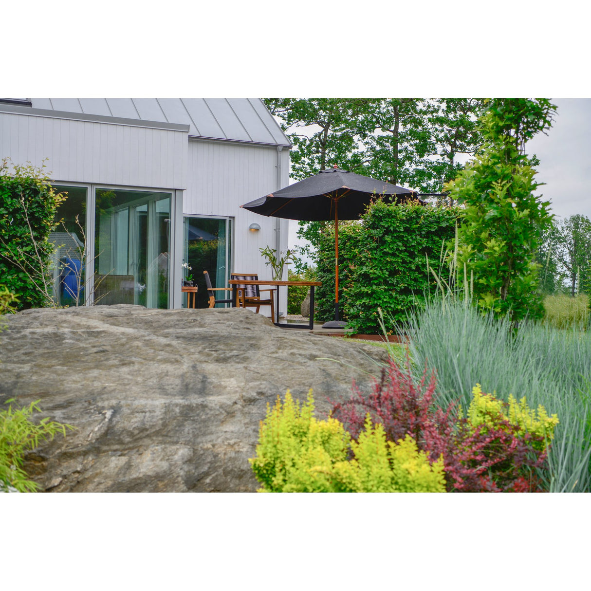 Träparasoll 335 cm Svart