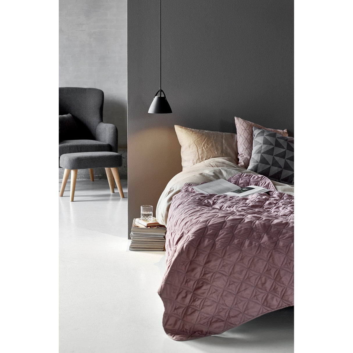 Strap Taklampa 16 cm, Svart