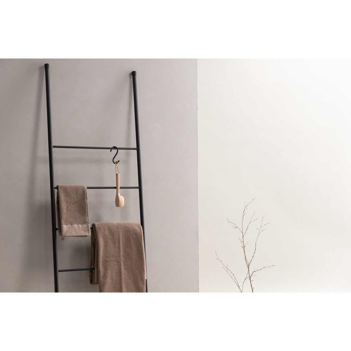 Drammen Klädhängare Svart, 50 x 160