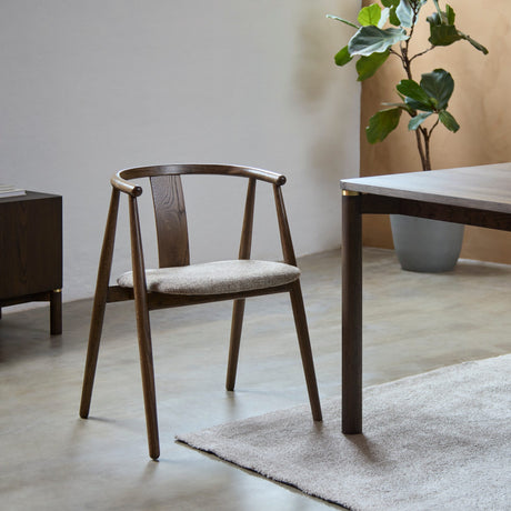 Gable Stol Rökt Ek/Latte