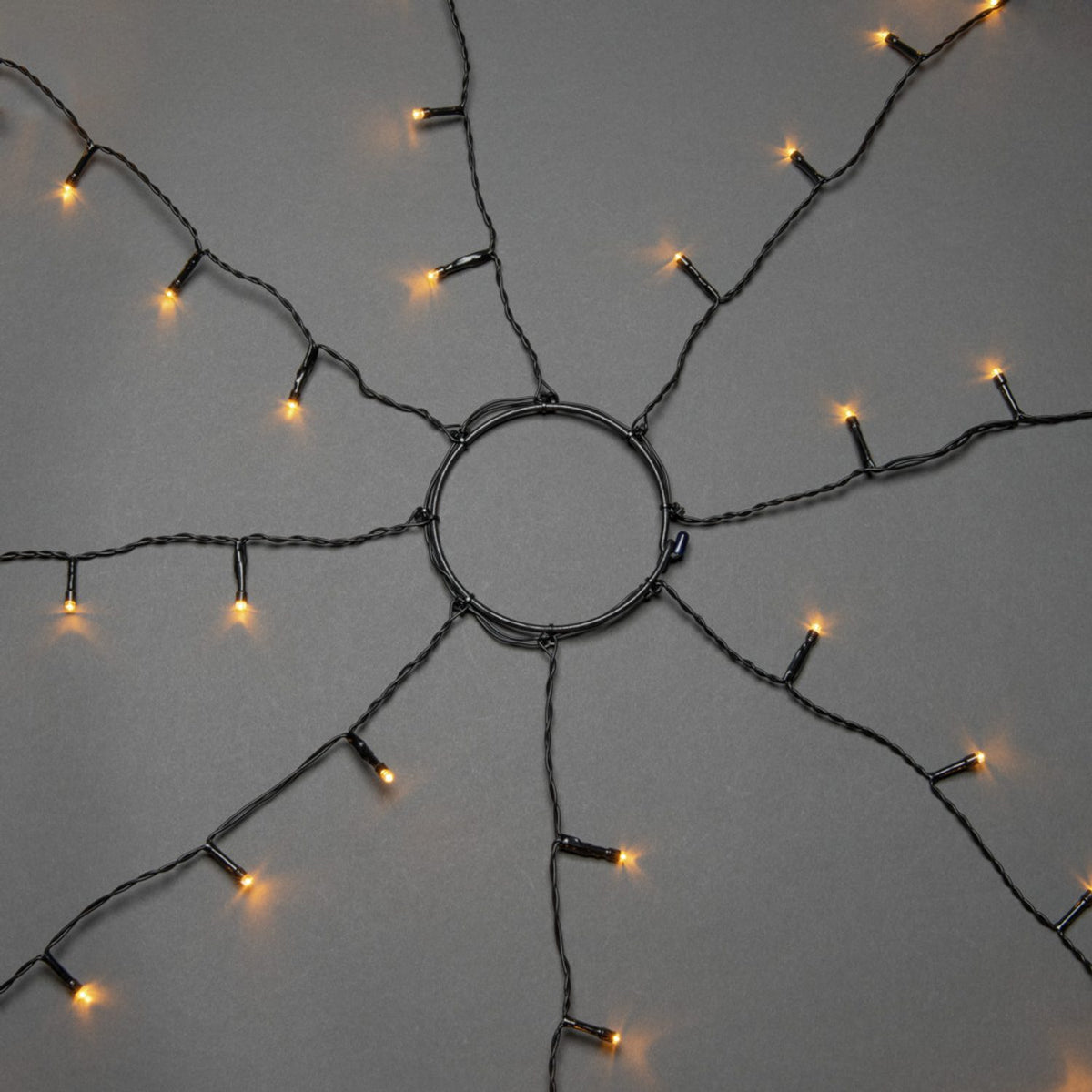 LED Appstyrd Svart Kabel Julgransbelysning 240 cm, Amber