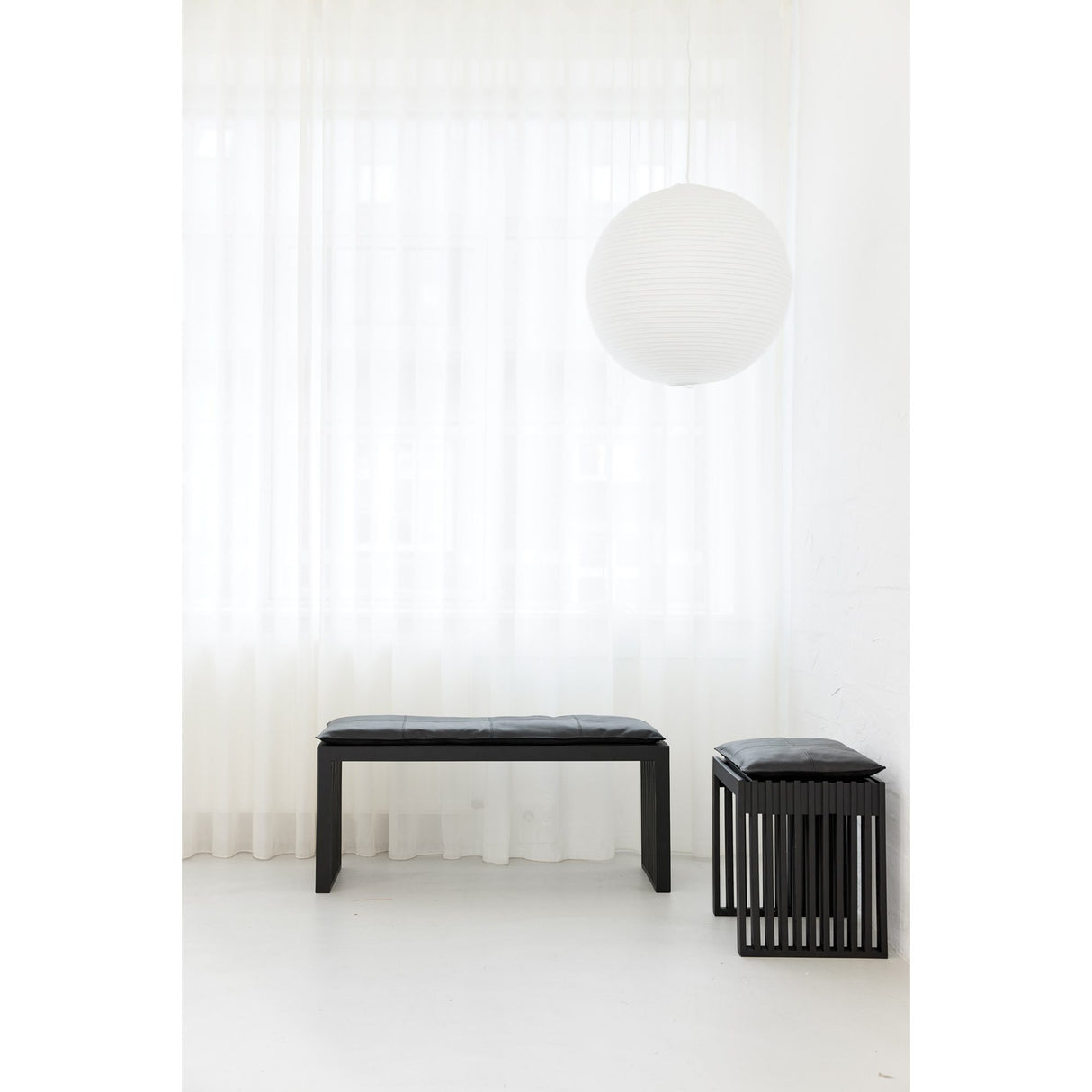 Rib 45x35 cm Pall Mahogny Matt Svart