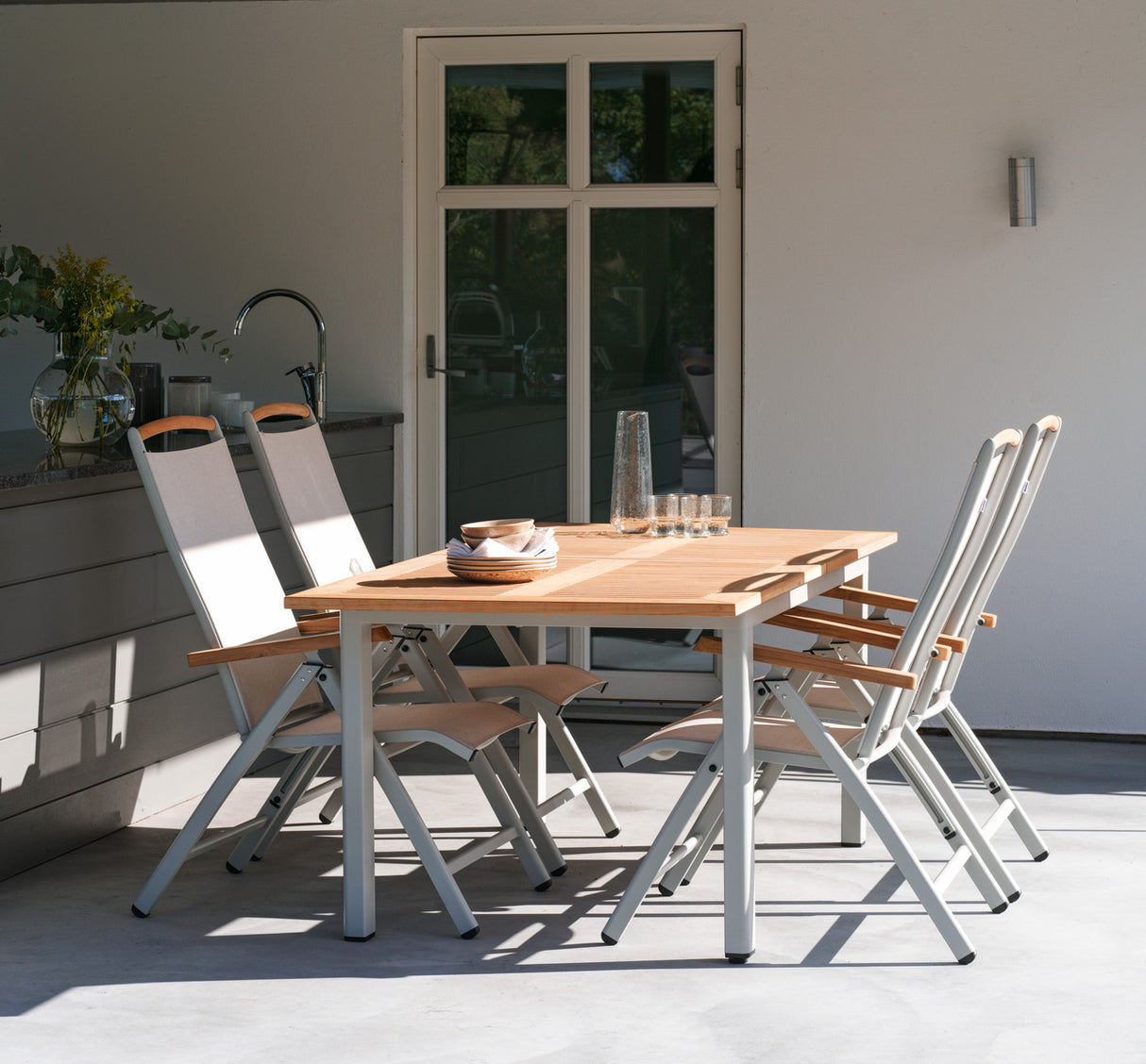 Lyon Utebord 92x152-210 cm Light Grey/ Teak