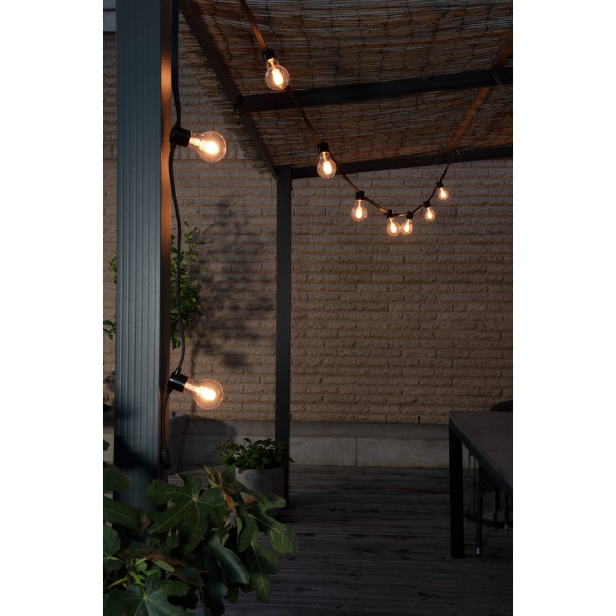 E27 10 amber M-form utbytbar LED Ljusslinga Ute