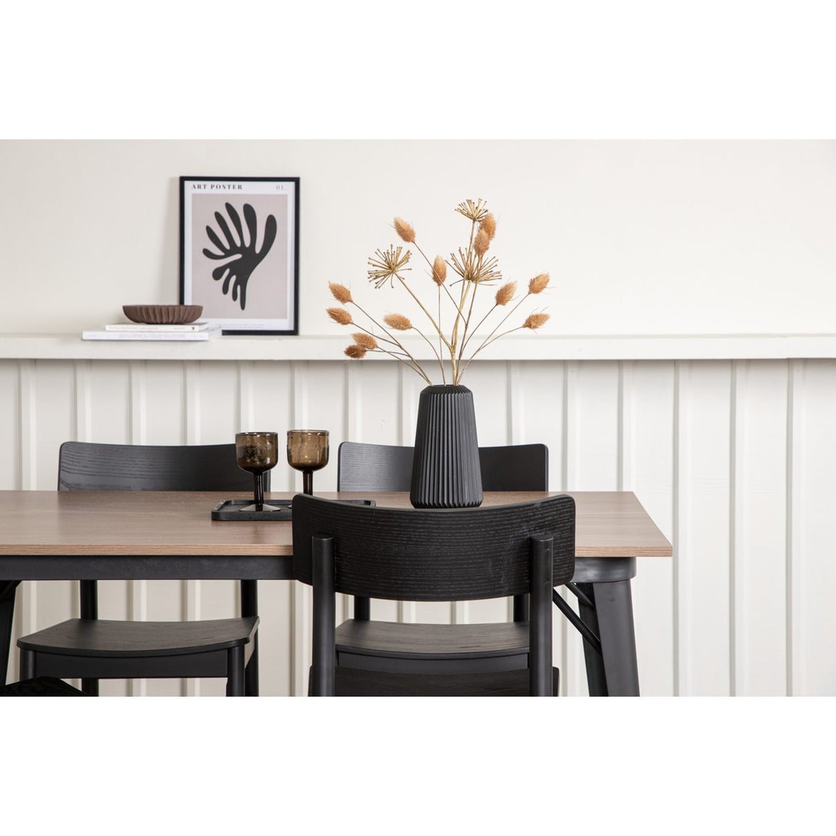 Tempe, Montros Rektangulär matgrupp Svart, Valnöt, 140 x 80