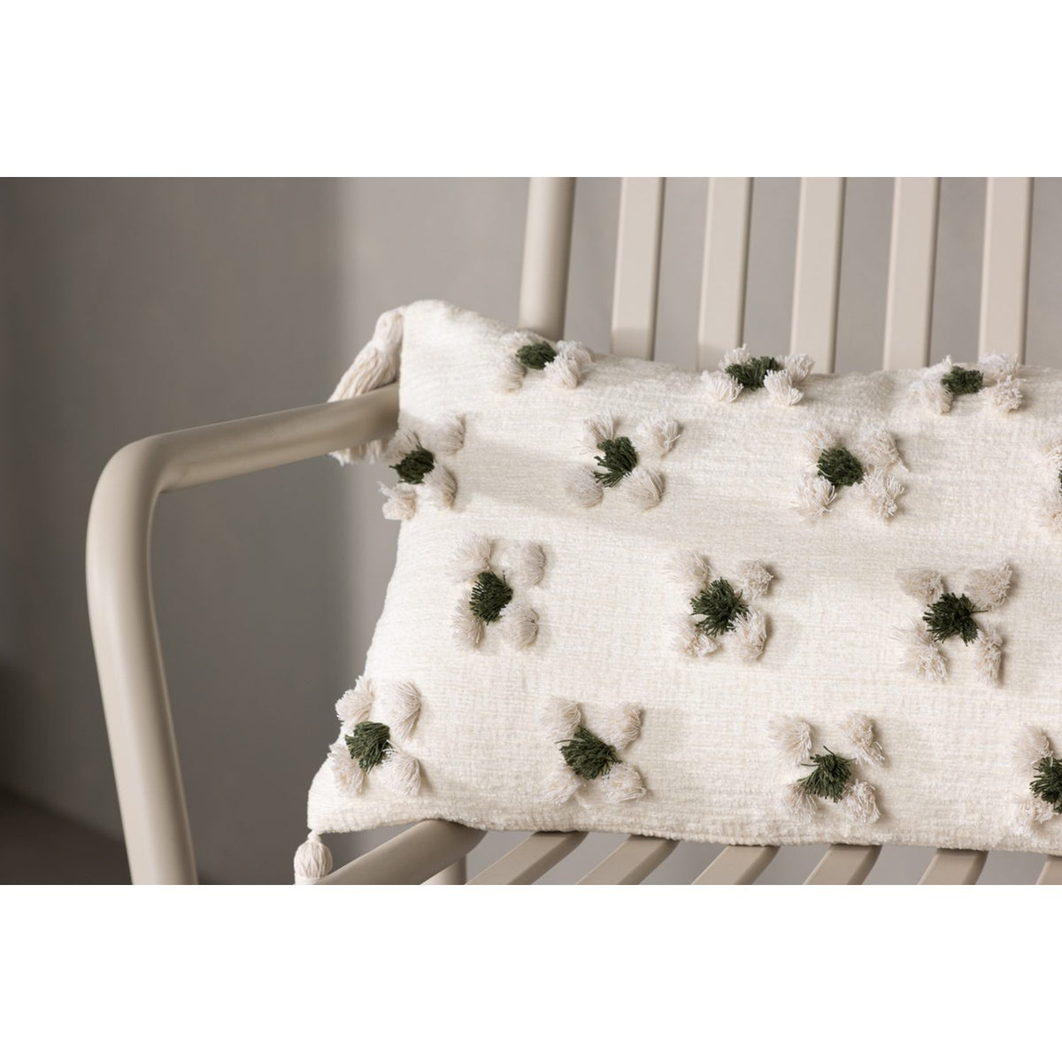 Millie Kuddfodral White, 30 x 50