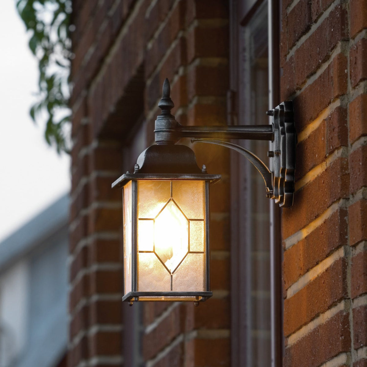 Milano E27 Svart/Silver Vägglampa Ute Ned