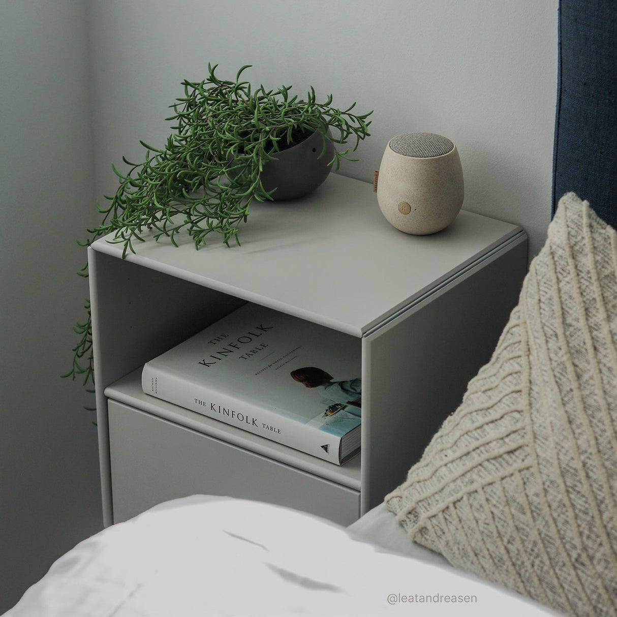 Charlie Quadrant-sängbord Svamp