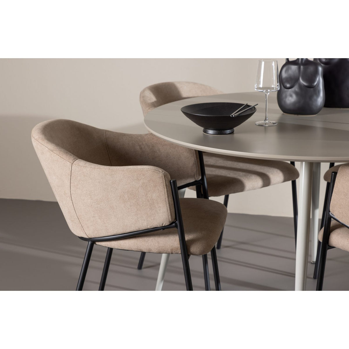 Plaza, Evelina Rund matgrupp Beige,Svart, Beige, ⌀120