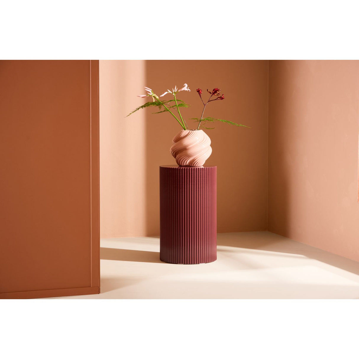 Lenox Sidobord Vinröd