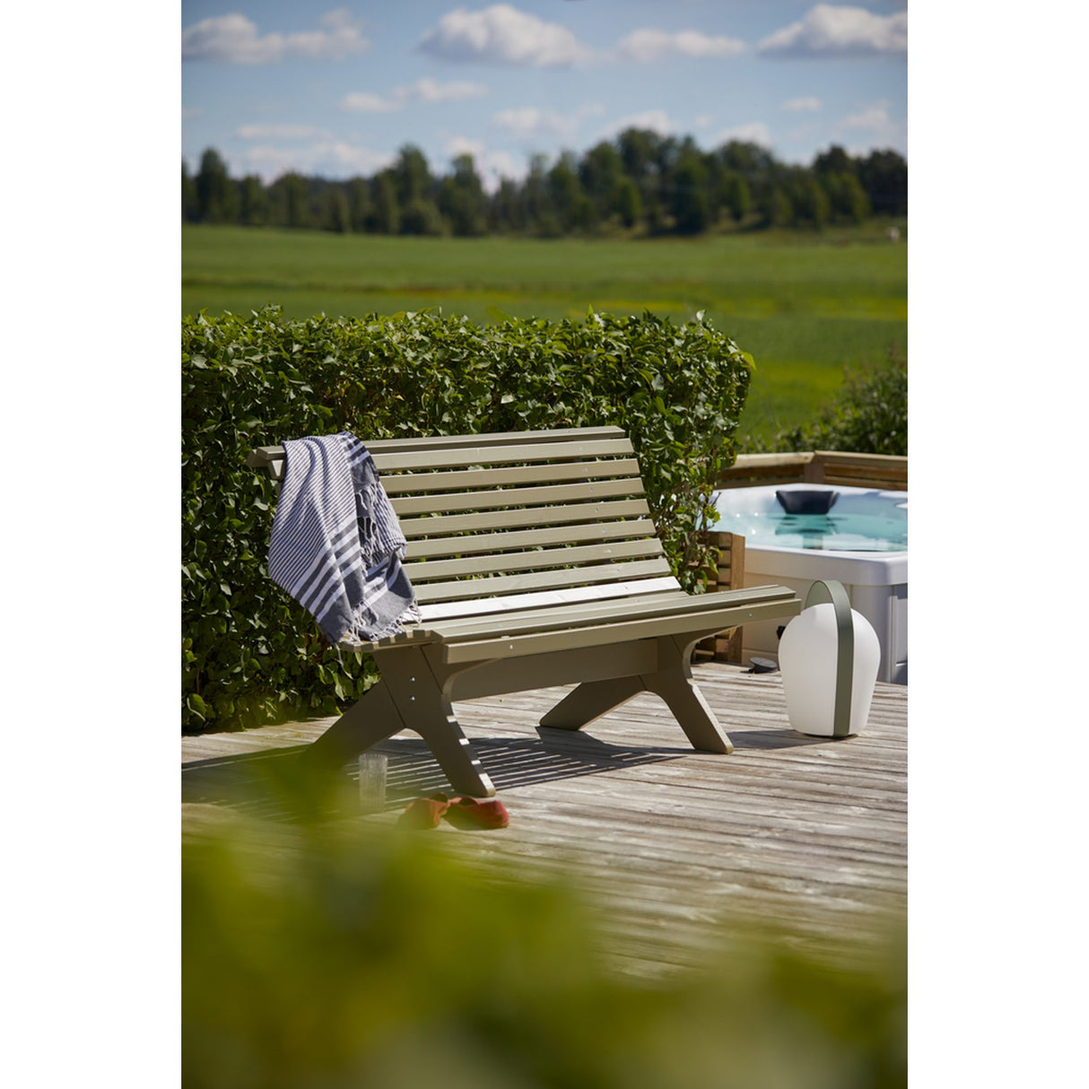 Lund Utesoffa Antikgrön