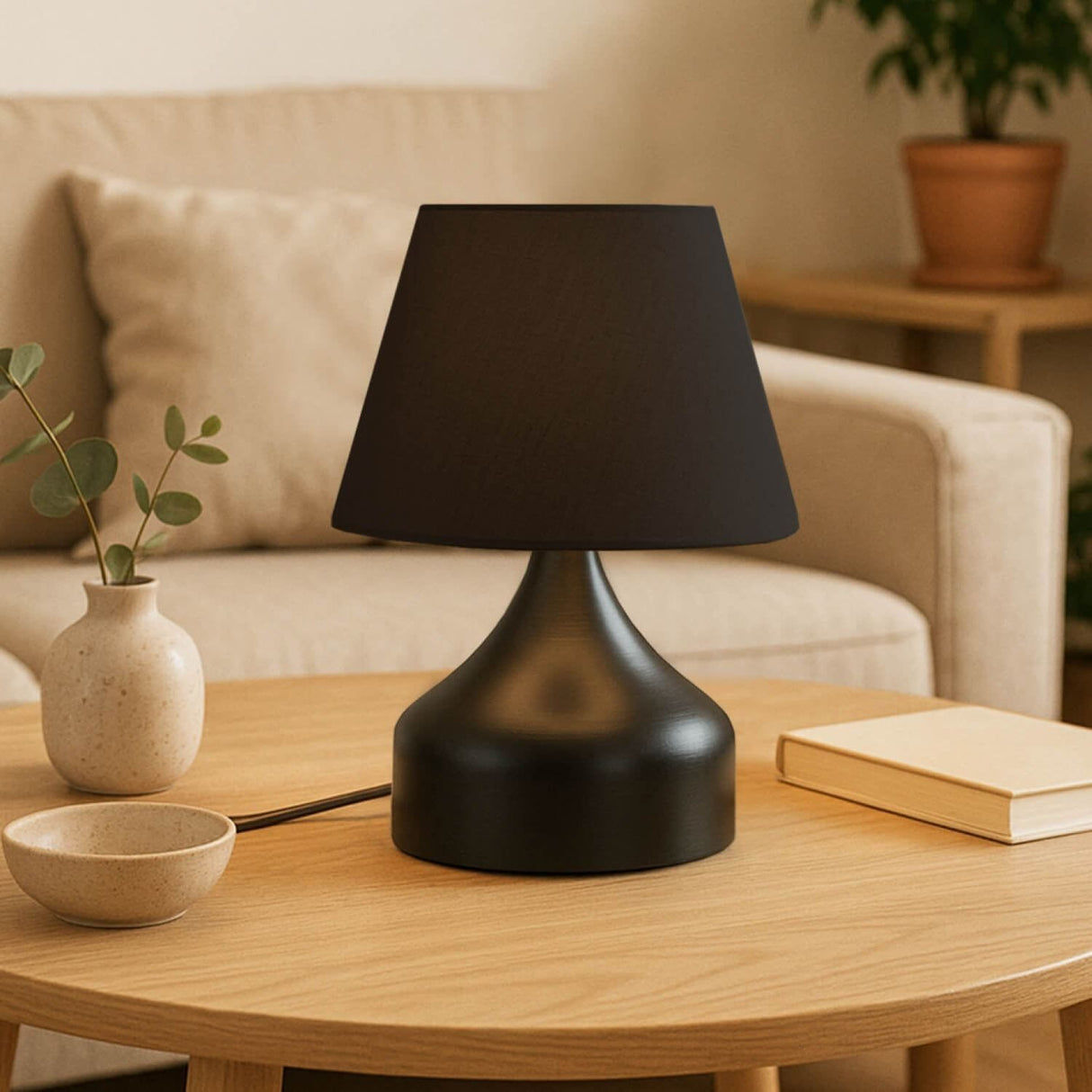 Jada (22 x 14 cm) Svart Bordslampa