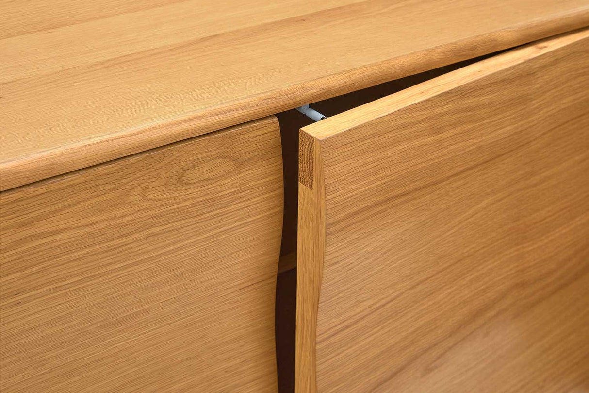 Avior Sideboard