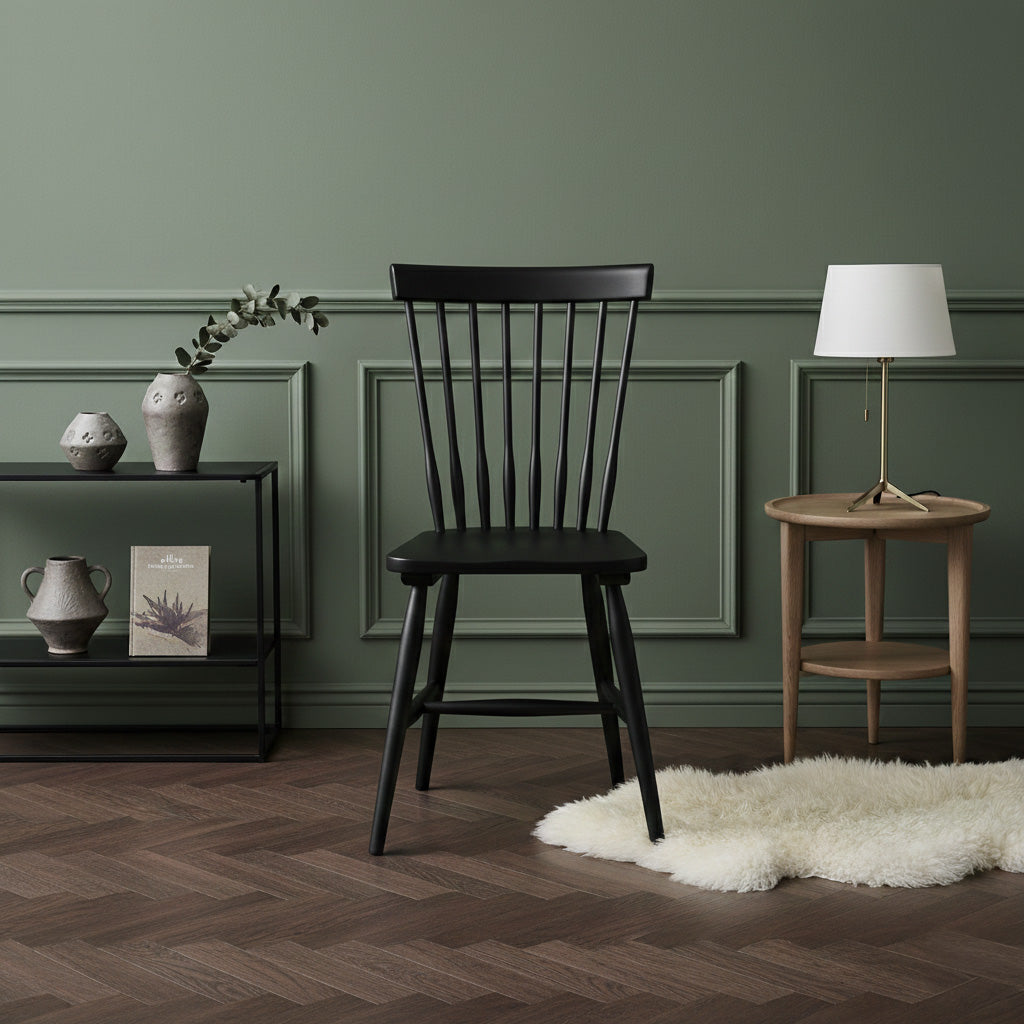 Birka Stol Svartlackad