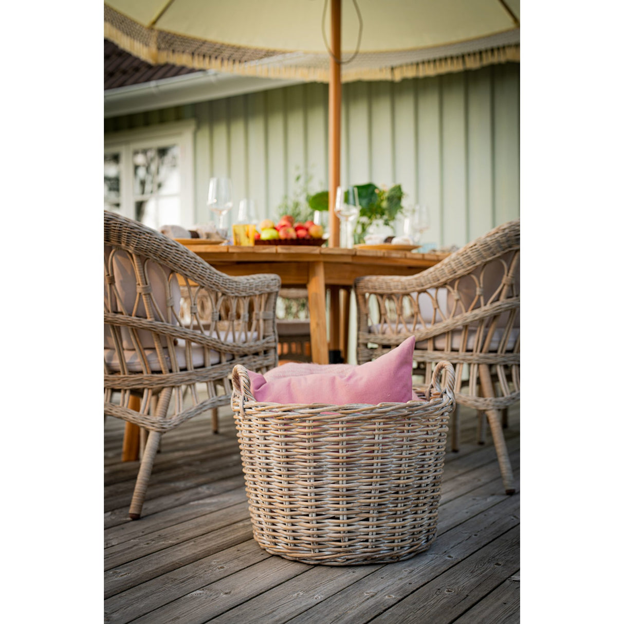 Fjäderö Utefåtölj