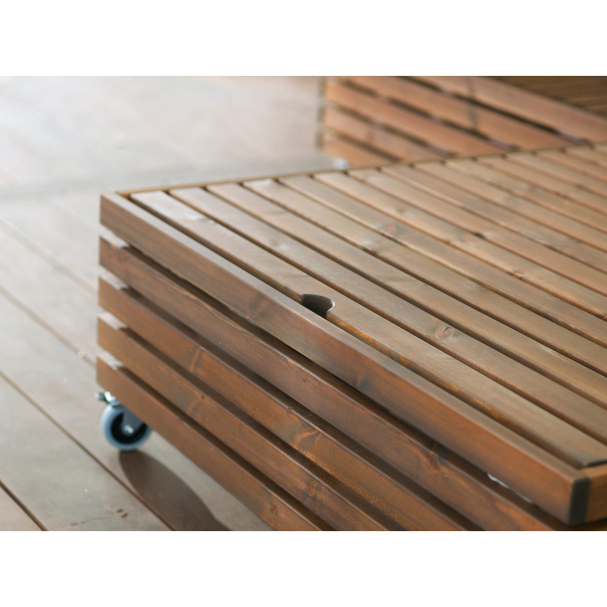 Bara Vara Utefåtölj Brun