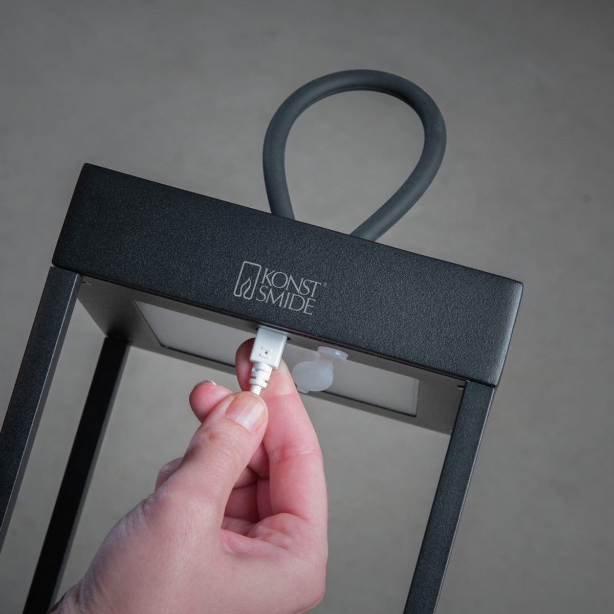 Ravello USB Svart Dimbar Lanterna 50 cm