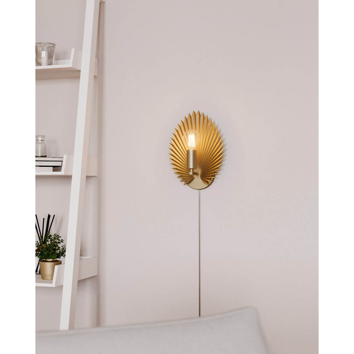 Aruba Vägglampa Matt Guld