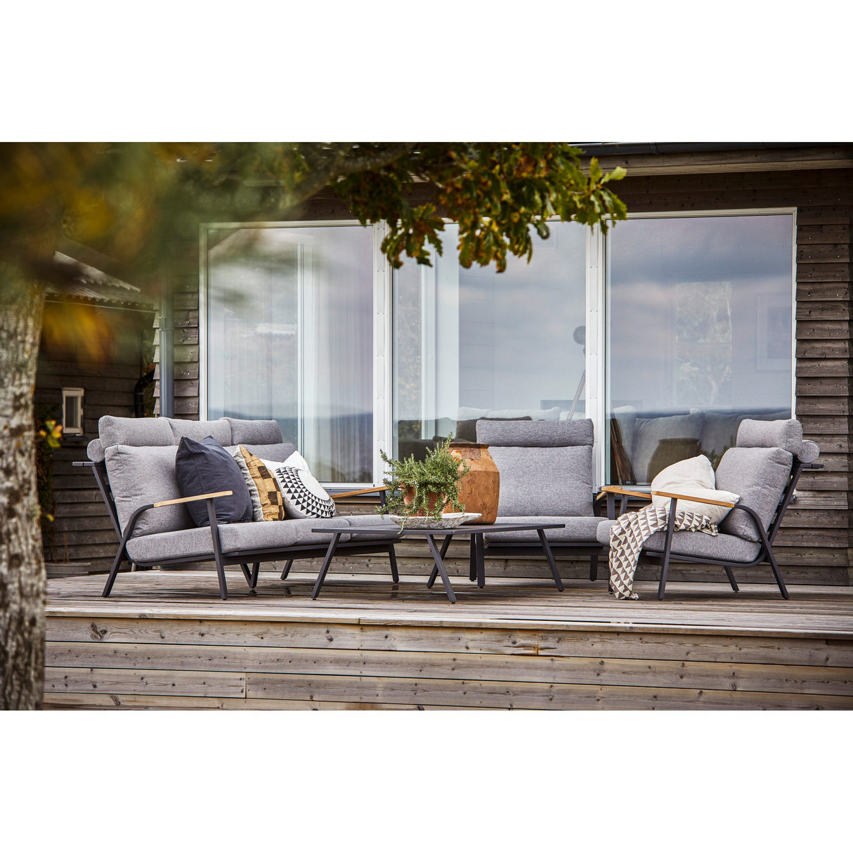 Kungshult Utebord 81x140 cm Grå