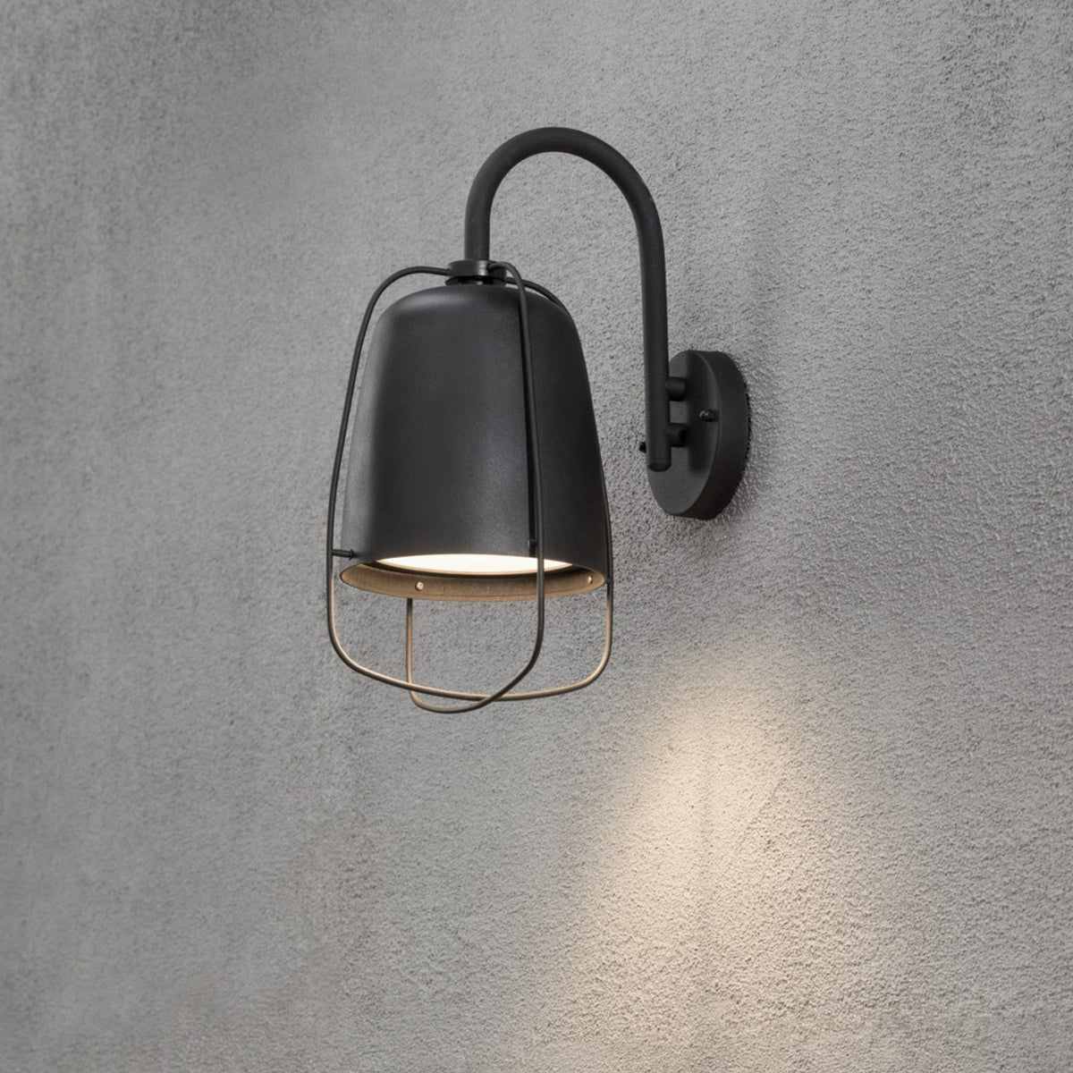 Perugia E27 Svart Vägglampa Ute