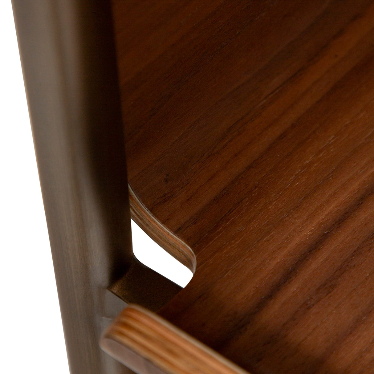 Friyay Set om 4 Hylla Walnut