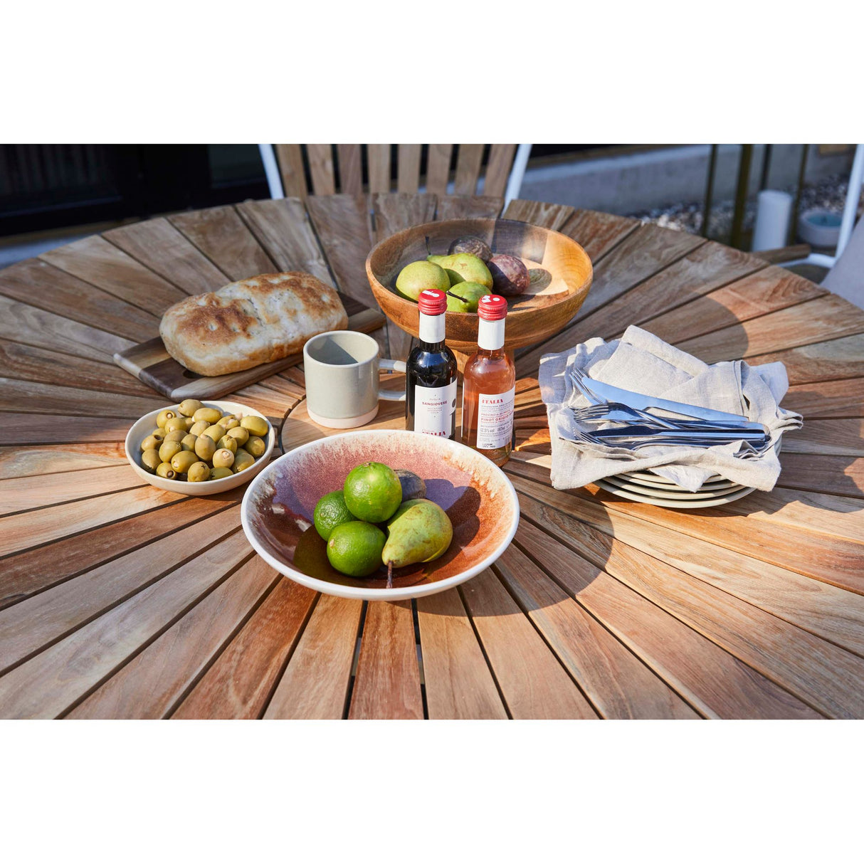 Ellen Trädgårdsmöbelset i Teak och Aluminium 130 cm + 5 stolar, Vit