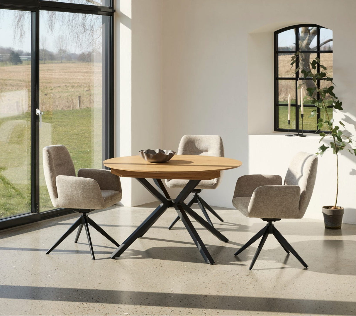 Classico Matbord Ø120-170 cm Natural